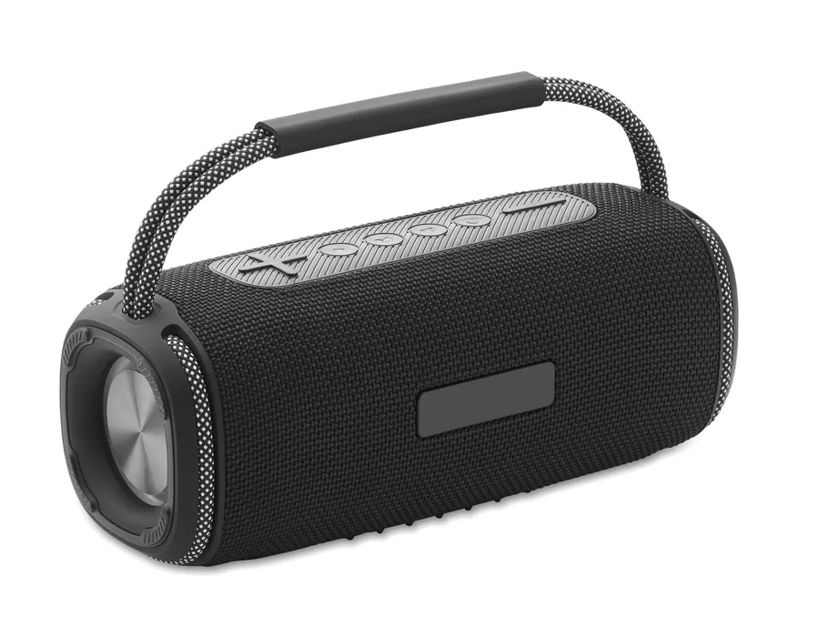 Musta kannettava Bluetooth-kaiutin, jossa punottu kantohihna ja painikkeet yläpinnassa.