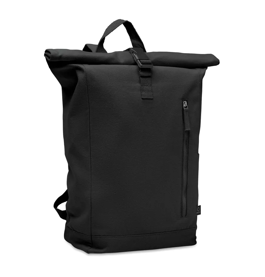 Musta KAMET rolltop-reppu, jossa vetoketjullinen etutasku ja yläosan kantolenkki.