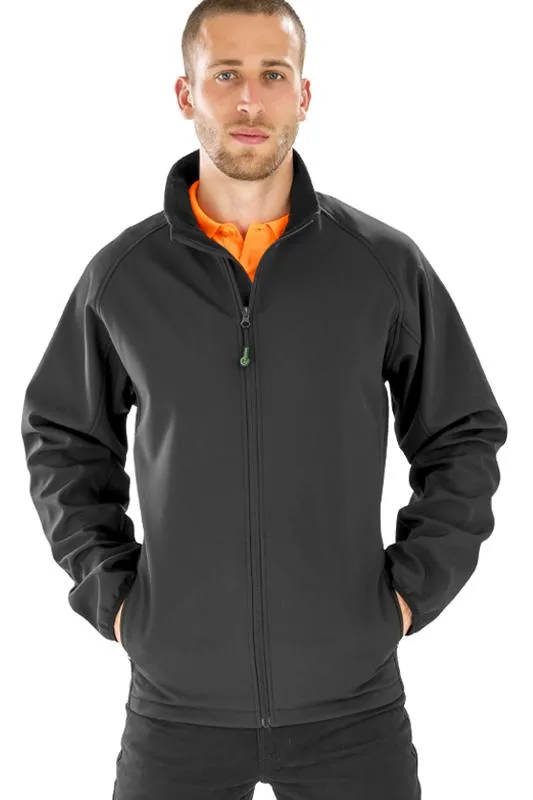 Recycled breathable softshell jacket with print