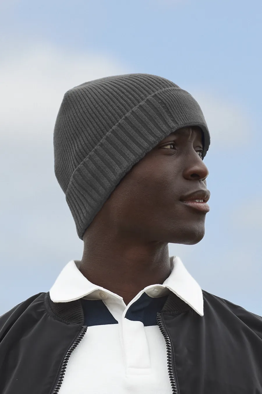 Beanie with organic cotton patch
