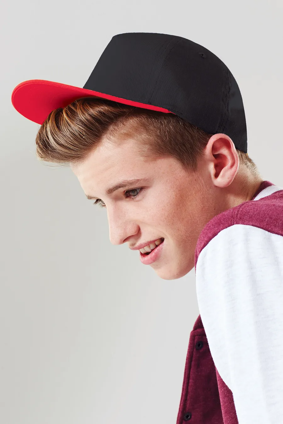 Nuorten snapback lippis