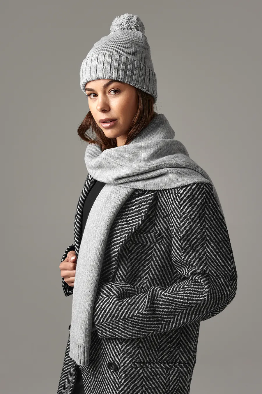 Pom-pom beanie and scarf set
