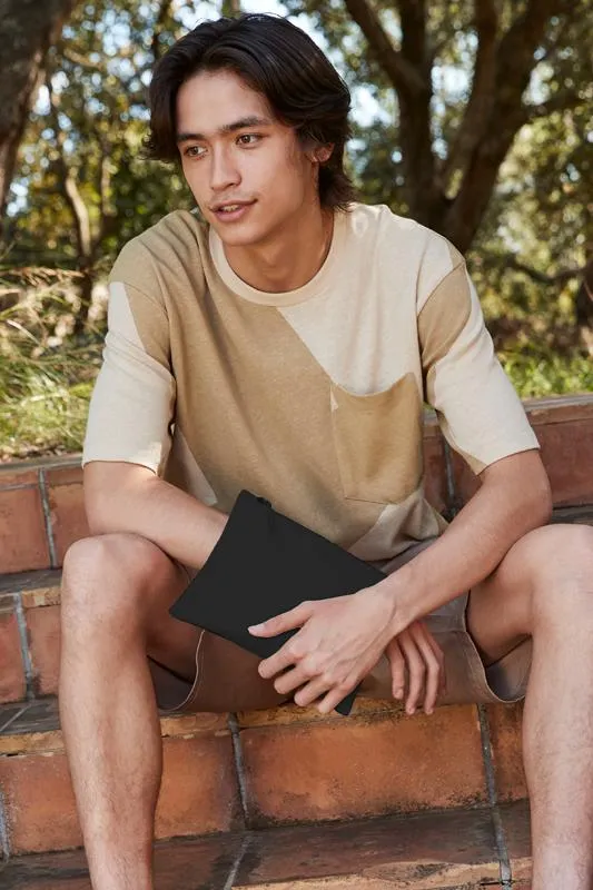 Canvas pouch with zip