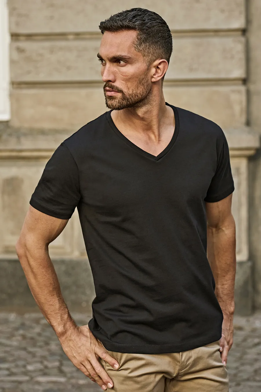 V-neck fashion soft tee
