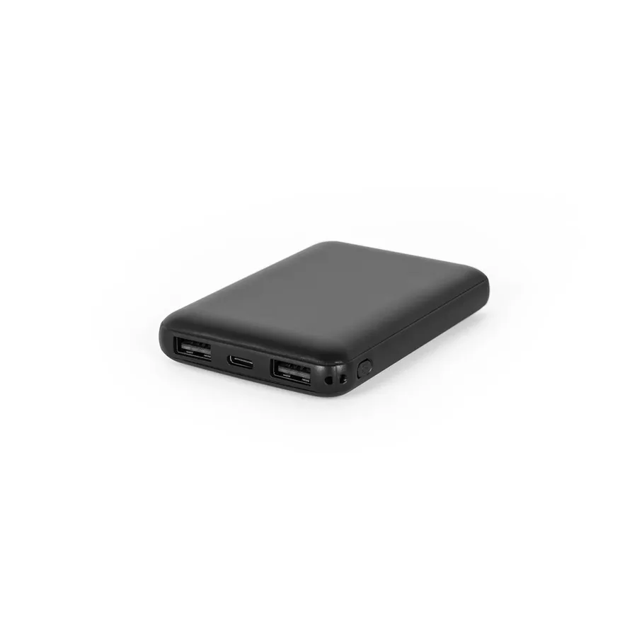 Musta litteä varavirtalähde, jossa kaksi USB-A-liitäntää, USB-C-liitäntä ja painike.